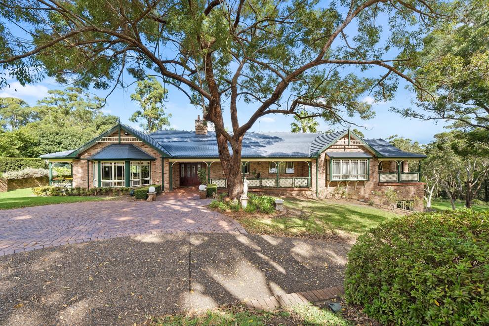 Cracking Acreage Home on Cranstons